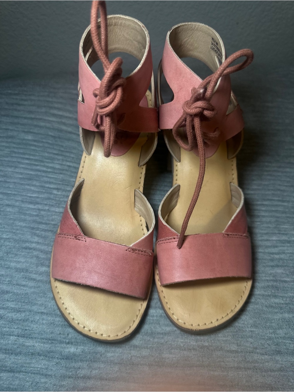 Látigo Women’s Pink Ankle Tie Leather Sandals